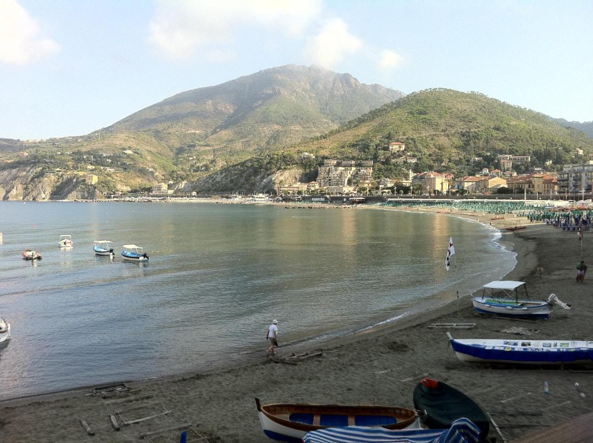 Dolcevia Apartment Levanto Bagian luar foto