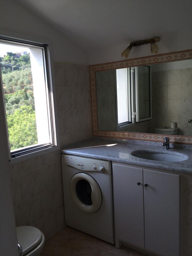 Dolcevia Apartment Levanto Bagian luar foto